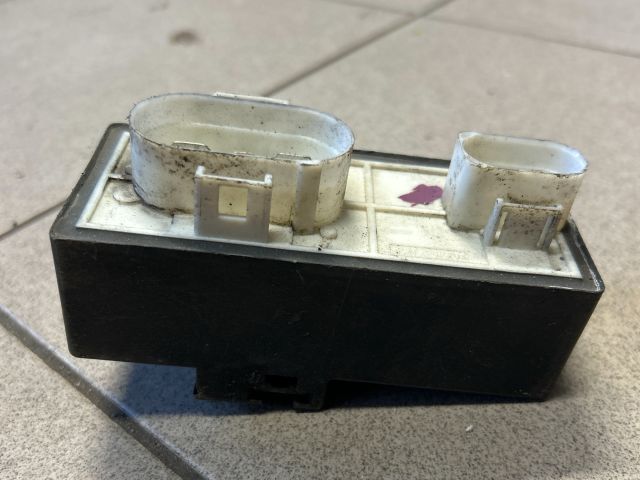 bontott VW GOLF IV Hűtőventilátor Elektronika