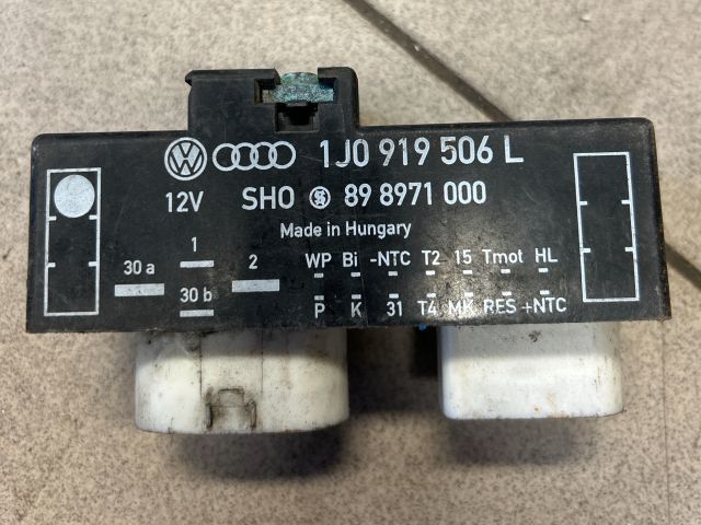 bontott VW GOLF IV Hűtőventilátor Elektronika