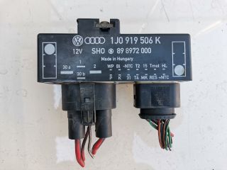 bontott VW GOLF IV Hűtőventilátor Relé