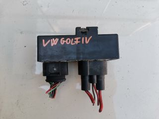 bontott VW GOLF IV Hűtőventilátor Relé