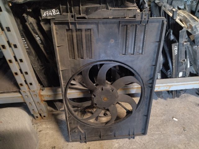 bontott VW GOLF IV Hűtőventilátor