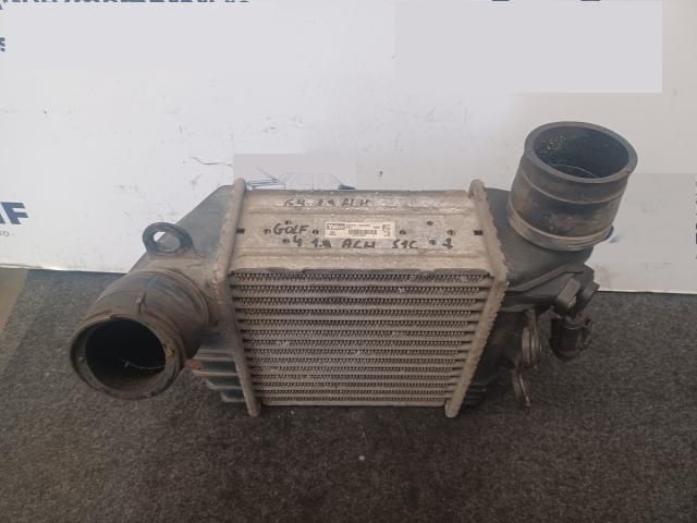 bontott VW GOLF IV Intercooler