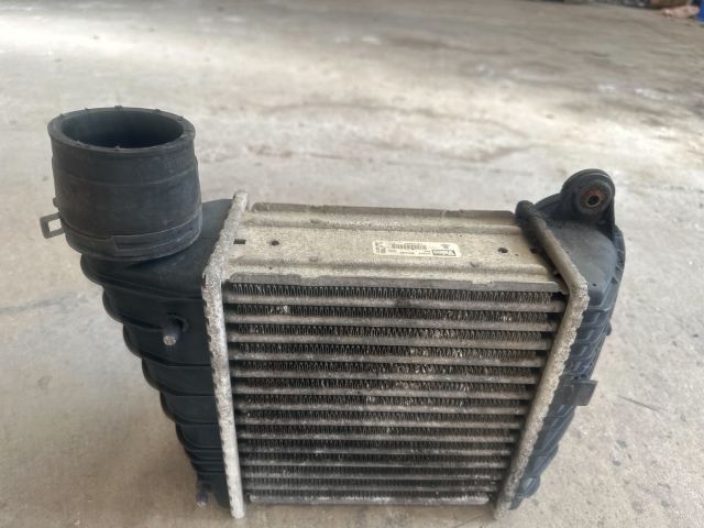 bontott VW GOLF IV Intercooler