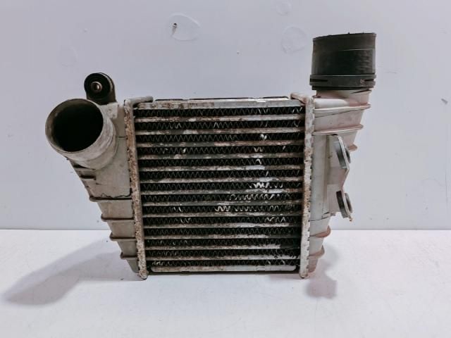 bontott VW GOLF IV Intercooler