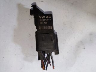 bontott VW GOLF IV Izzító Relé