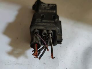 bontott VW GOLF IV Izzító Relé