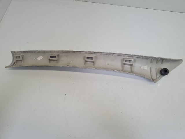 bontott VW GOLF IV Jobb A Oszlop Burkolat