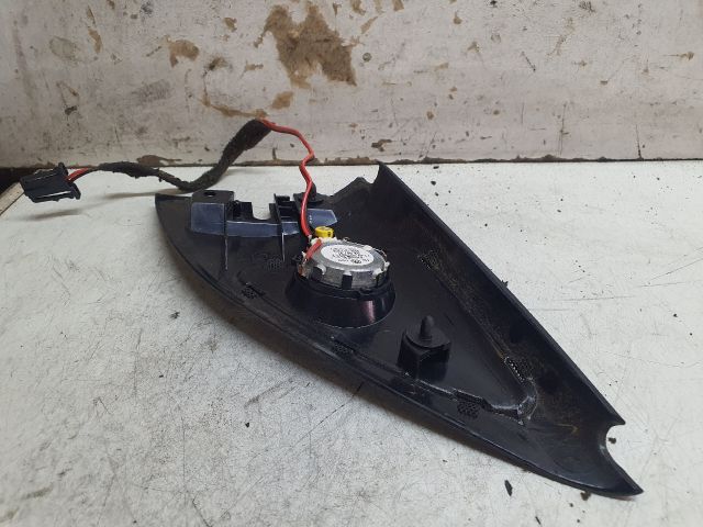 bontott VW GOLF IV Jobb A Oszlop Hangszóró Burkolat