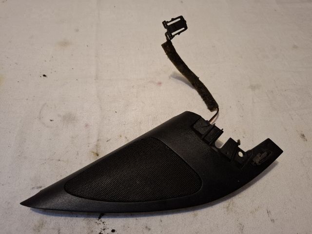 bontott VW GOLF IV Jobb A Oszlop Hangszóró Burkolat