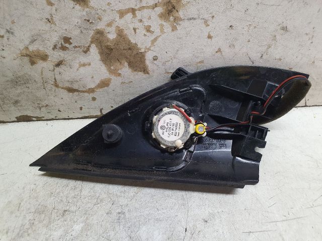 bontott VW GOLF IV Jobb A Oszlop Hangszóró Burkolat