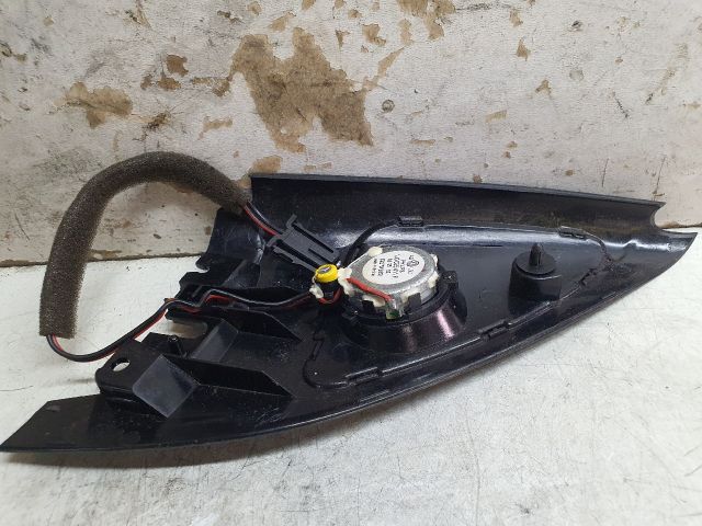 bontott VW GOLF IV Jobb A Oszlop Hangszóró Burkolat