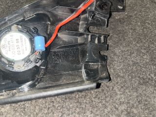 bontott VW GOLF IV Jobb A Oszlop Hangszóró