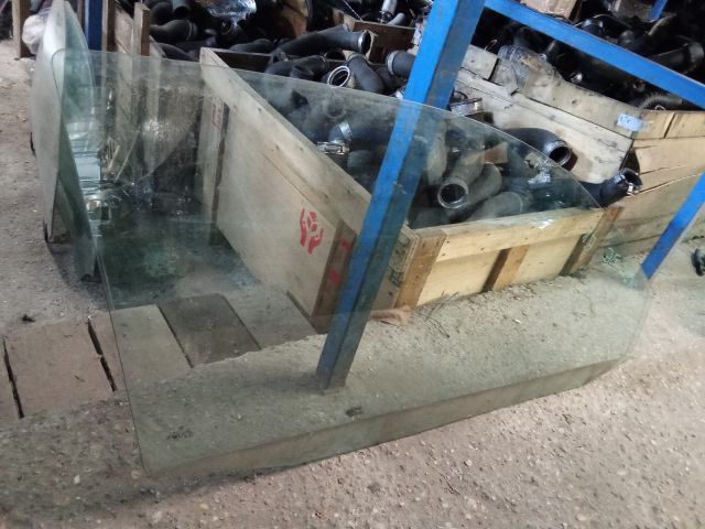 bontott VW GOLF IV Jobb első Ablak