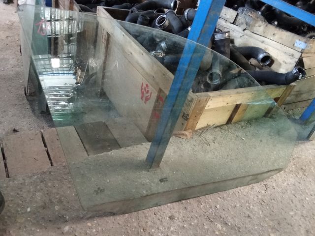 bontott VW GOLF IV Jobb első Ablak