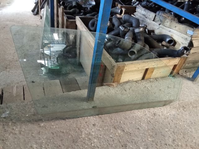 bontott VW GOLF IV Jobb első Ablak