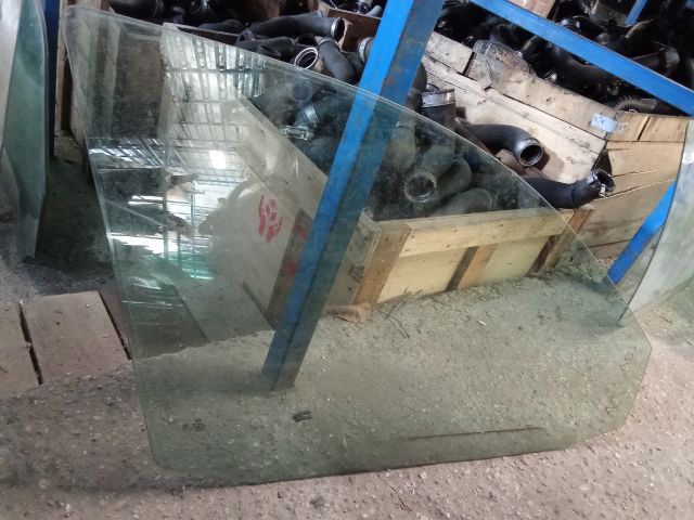 bontott VW GOLF IV Jobb első Ablak