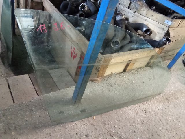 bontott VW GOLF IV Jobb első Ablak