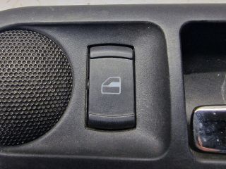 bontott VW GOLF IV Jobb első Ablakemelő Kapcsoló