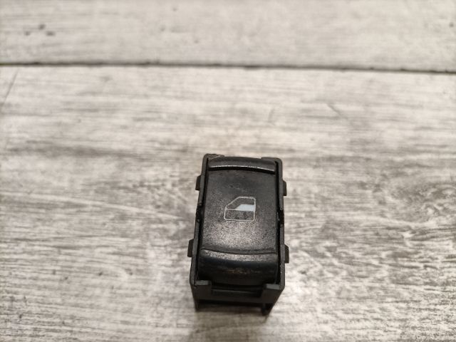 bontott VW GOLF IV Jobb első Ablakemelő Kapcsoló