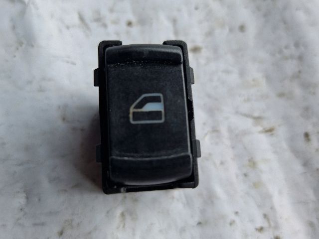 bontott VW GOLF IV Jobb első Ablakemelő Kapcsoló