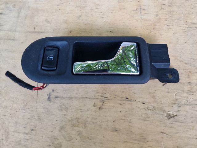 bontott VW GOLF IV Jobb első Ablakemelő Kapcsoló