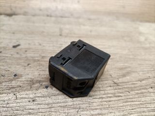 bontott VW GOLF IV Jobb első Ablakemelő Kapcsoló