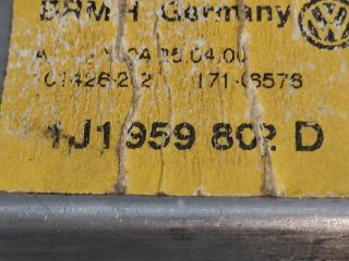 bontott VW GOLF IV Jobb első Ablakemelő Motor