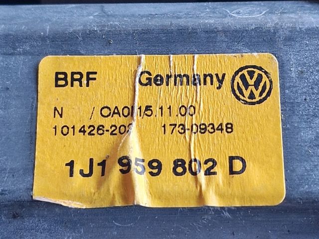 bontott VW GOLF IV Jobb első Ablakemelő Motor