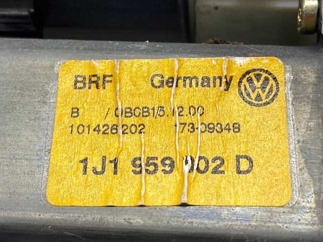 bontott VW GOLF IV Jobb első Ablakemelő Motor