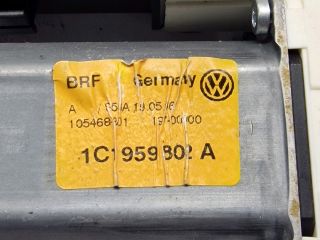 bontott VW GOLF IV Jobb első Ablakemelő Motor