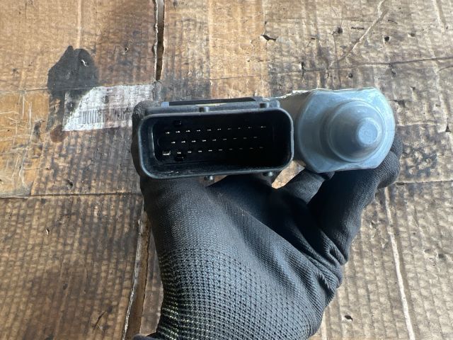 bontott VW GOLF IV Jobb első Ablakemelő Motor