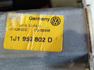 bontott VW GOLF IV Jobb első Ablakemelő Motor