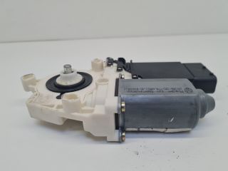 bontott VW GOLF IV Jobb első Ablakemelő Motor