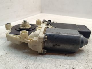 bontott VW GOLF IV Jobb első Ablakemelő Motor