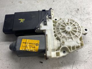 bontott VW GOLF IV Jobb első Ablakemelő Motor