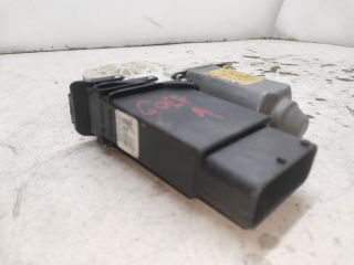 bontott VW GOLF IV Jobb első Ablakemelő Motor