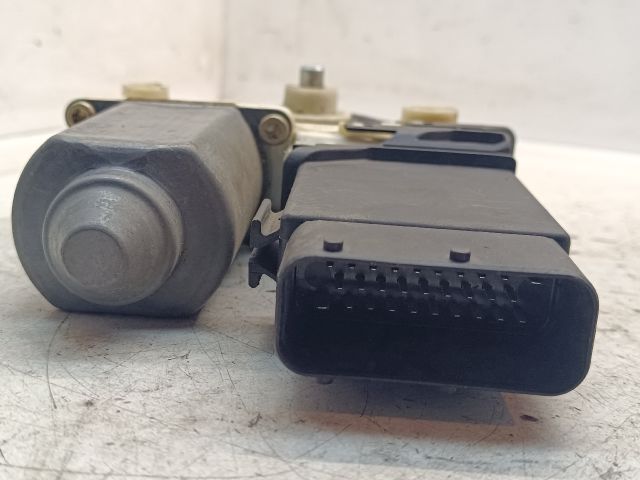 bontott VW GOLF IV Jobb első Ablakemelő Motor