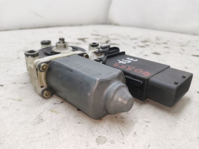 bontott VW GOLF IV Jobb első Ablakemelő Motor