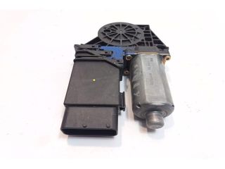 bontott VW GOLF IV Jobb első Ablakemelő Motor