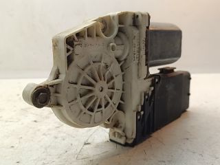 bontott VW GOLF IV Jobb első Ablakemelő Motor