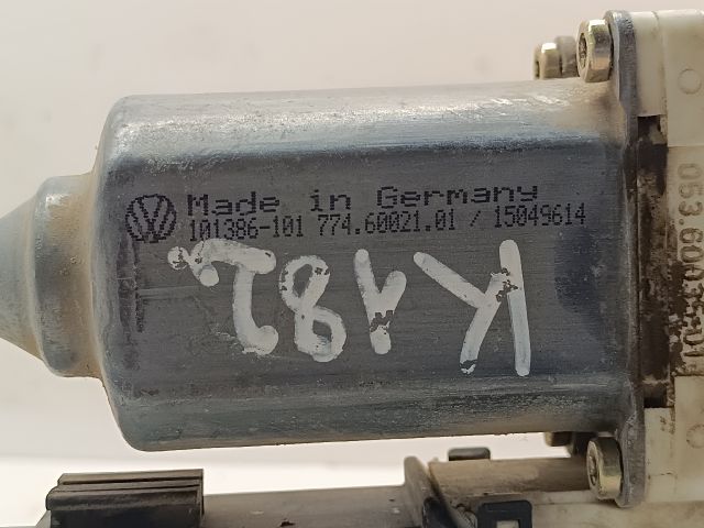 bontott VW GOLF IV Jobb első Ablakemelő Motor
