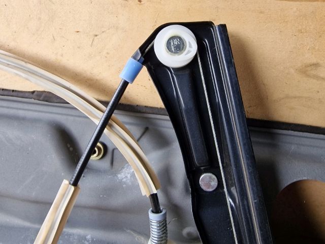 bontott VW GOLF IV Jobb első Ablakemelő Szerkezet (Elektromos)