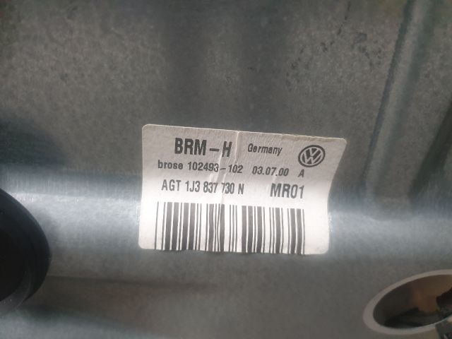bontott VW GOLF IV Jobb első Ablakemelő Szerkezet (Mechanikus)