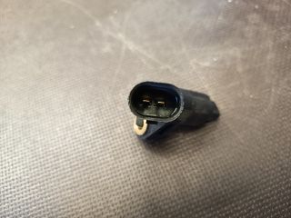 bontott VW GOLF IV Jobb első ABS Jeladó