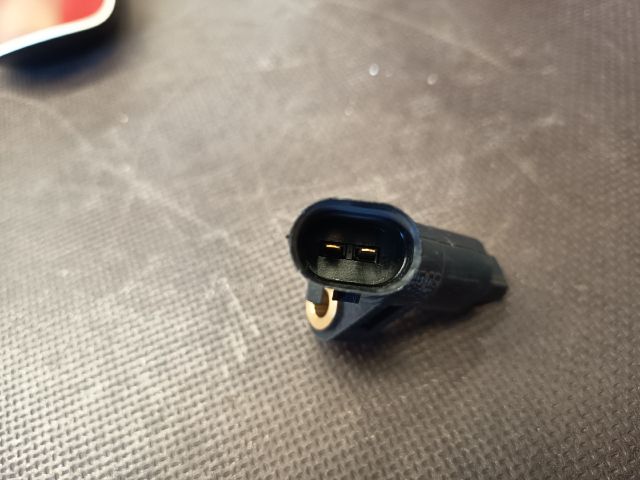 bontott VW GOLF IV Jobb első ABS Jeladó