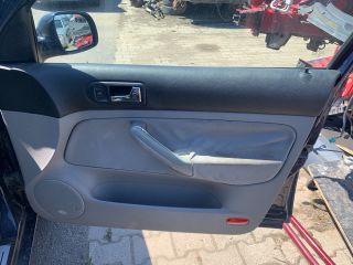 bontott VW GOLF IV Jobb első Ajtó Kárpit