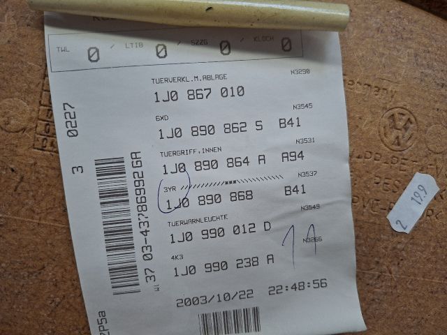 bontott VW GOLF IV Jobb első Ajtó Kárpit