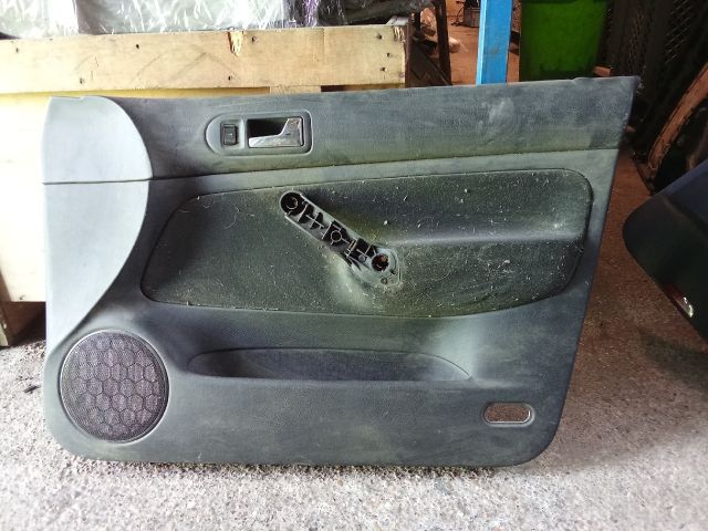 bontott VW GOLF IV Jobb első Ajtó Kárpit