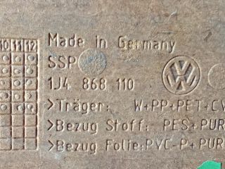 bontott VW GOLF IV Jobb első Ajtó Kárpit