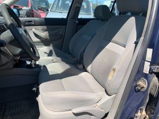 bontott VW GOLF IV Jobb első Ajtó Kárpit